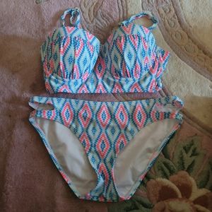 Xhilaration bikini size medium